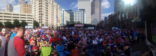 VicaShobe's tweet photo. @ESPNFC how Charlotte celebrates!!! #IBelieveThatWeWillWin http://t.co/2Sp2f00Vae