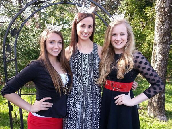 Starshell0's tweet image. Good Luck Miss Berkeley County Ladies@MissBerkeleyC@_Tessington95 @LEXIandiknowit1 @KatieScarlettRo