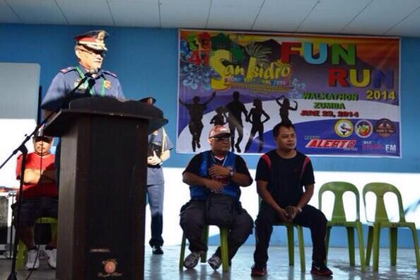 Lestercamba's tweet photo. RD PRO12 dlivers his speech during the 47th Foundtn Anniv of Brgy. San Isidro, GSC @AlanLPurisima @OtcdsPNP @WESTM1N http://t.co/5IKy8UT3mc