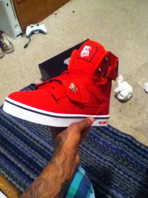 Look what I got on http://t.co/xzqhRzoLGN<a href="/tag/live"class="tags"><span>#live</span></a><a href="/tag/driving"class="tags"><span>#driving</span></a><a href="/tag/chillin"class="tags"><span>#chillin</span></a><a href="/tag/hangout"class="tags"><span>#hangout</span></a><a href="/tag/outdoor"class="tags"><span>#outdoor</span></a><a href="/tag/li"class="tags"><span>#li</span></a>