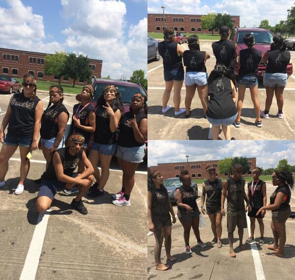 LilNitaaBee_'s tweet image. crying b/c my life wouldn't be the same w/o y'all, words can't describe how thankful I am for EVERYTHING #palsforever