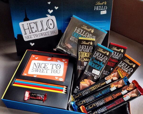That's right. @LindtSA have given me an epic #LindtHelloSA chocolate hamper to give away. RT to enter b4 1/7. Easy!