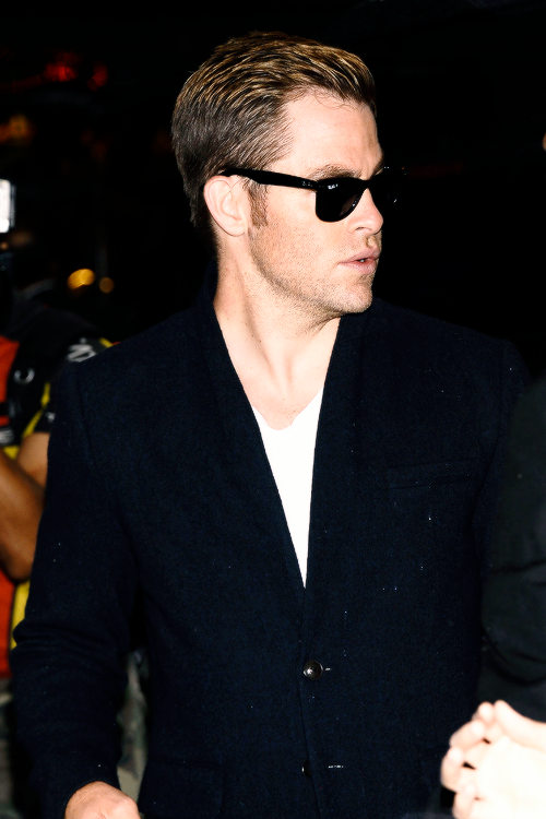 Chris Pine tweet media