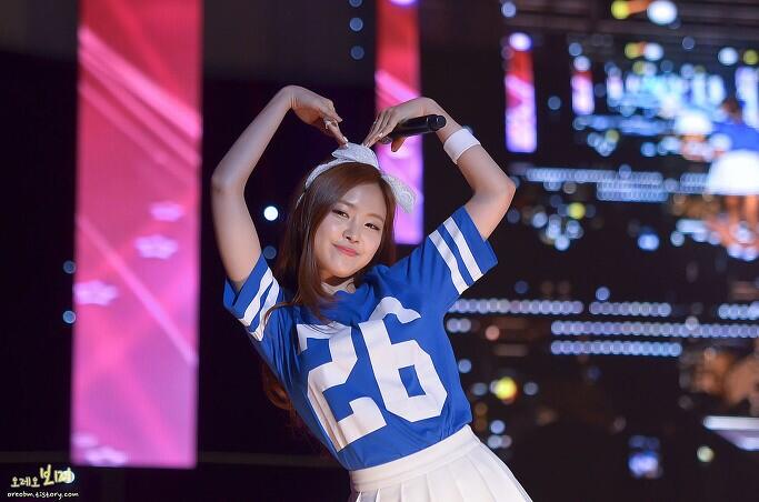 BqzrwkRCQAAN06c.jpg:large