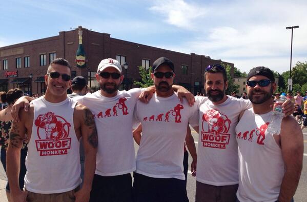 TheWoofMonkey's tweet photo. Woof monkey representatives at Denver pride http://t.co/IMBqTVTOfw http://t.co/tyhbnYd8Sy