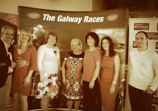 DiamondliteIre's tweet photo. Welldone to the @Galway_Races team at the launch tonight, only 3 weeks to go! #festival @Ruby_Walsh @RadissonGalway http://t.co/QcGMl4F9uX