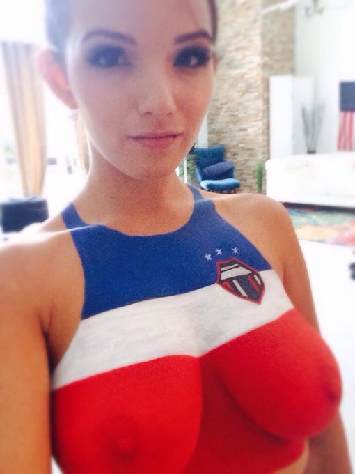 Reppin'  @RealityKings #WorldCup2014 #TeamAmerica http://t.co/Qn1g6iryAt