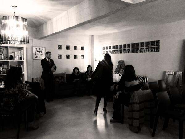 Ahora! Workshop de Julio! <a href="/famedinaflores/">Fabian Medina Flores</a> le da la bienvenida a las alumnas. Gracias! <a href="/MELOCOTONSTYLE/">MELOCOTON</a> <a href="/SATHYAbyMS/">SATHYA</a> 👑