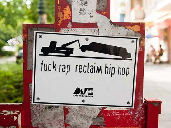 Lionel_Liptique's tweet photo. Simple. http://t.co/CuuCrIZjEs