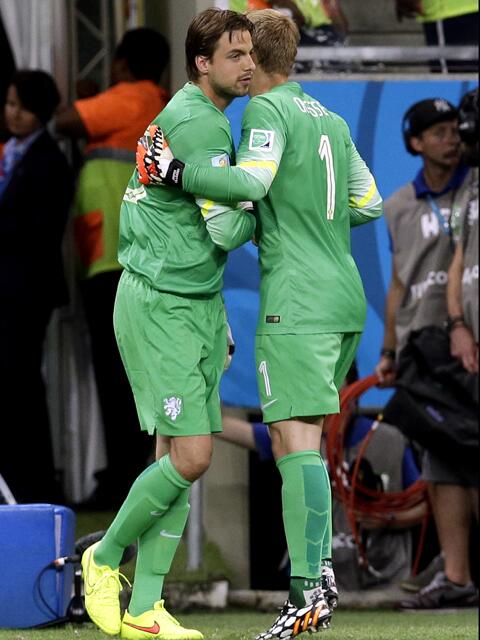 thefoodlima's tweet image. #Brasil2014 El inédito cambio de arqueros con el que #NED superó a #CRC en los penales
goo.gl/opYnMq