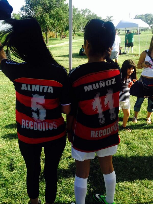 MUNOZALMA's tweet photo. Aquí en la porra!!!!! De @BANDARECODITOSS vamos ha ganar @FerRecoditos apoyando los con todo!!! http://t.co/Uqr0URXahZ