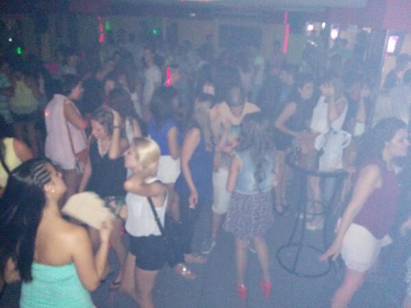 Seguimos sábado noche en cabina <a href="/dj_roda/">Salva roda</a> !! #MusicOn y lo que queda!! <a href="/JaviTraxx/">JaviTraxx</a> @ALEXTREBOL <a href="/LocoTrebol/">Pedro Jose </a>