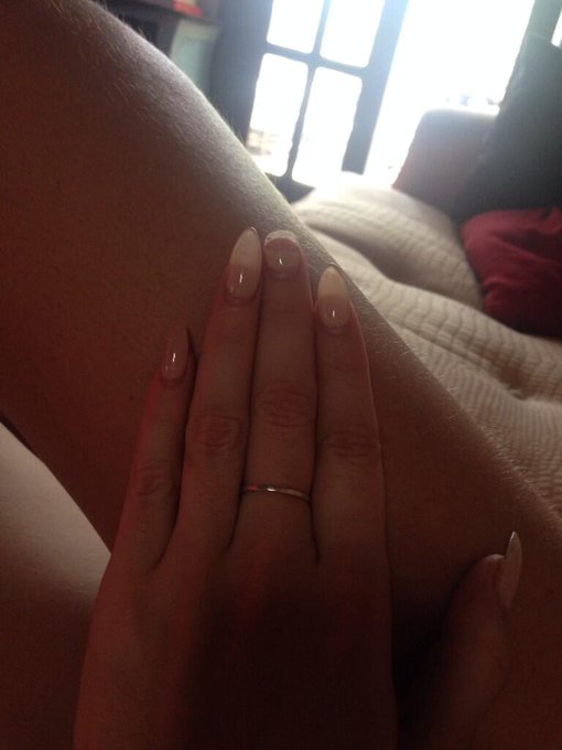 Pretty sure I lost this finger in a chick last night. http://t.co/GQlm4GzszJ