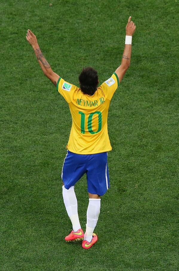 ちゃんはま Twitter પર World Cap でネイマールのプレーを観れないのが凄く残念 夢を叶える迄あと少しだったのに いつかもう一度あの 背番号を着けたネイマールが観たい Http T Co Vsabevbob1