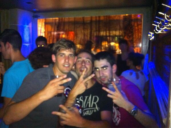 potxi4's tweet photo. Igual se nos a ido de las manos !!
@JaviCamino lapu @potxi4 http://t.co/TIenaFtUrD