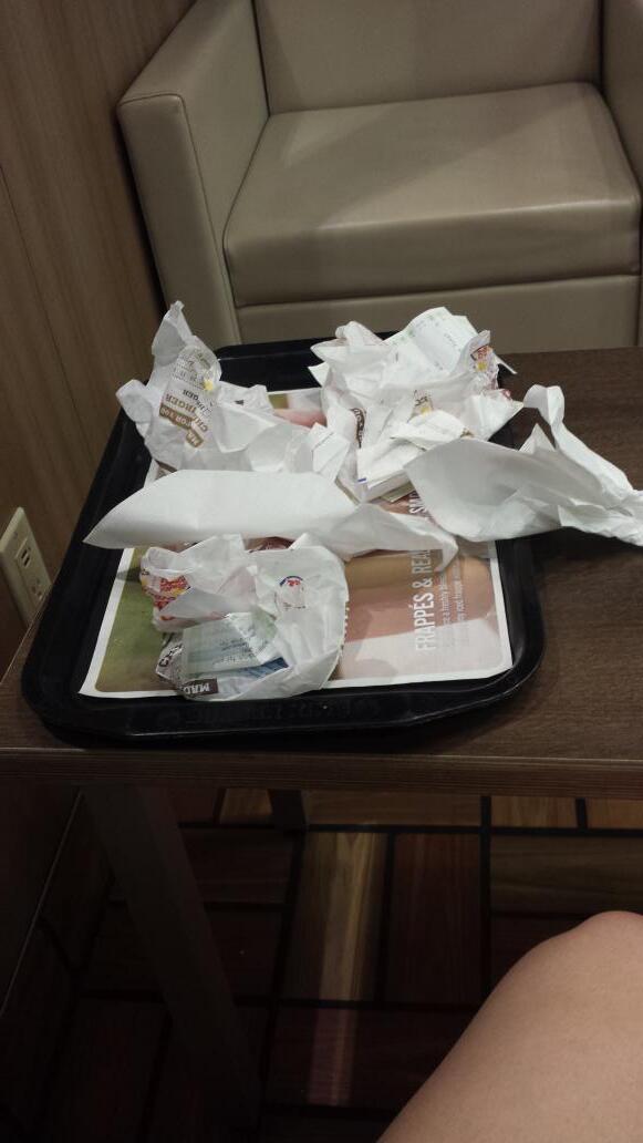 vicsully93's tweet photo. Killed it #burgerking#bk#haditmyway#gimmefreestuffburgerking http://t.co/zuML0r4PjQ