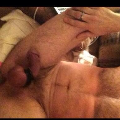 UnderwearGod's tweet photo. #Oinkoink #BBBH #pighole http://t.co/Z1m0IkGSLB