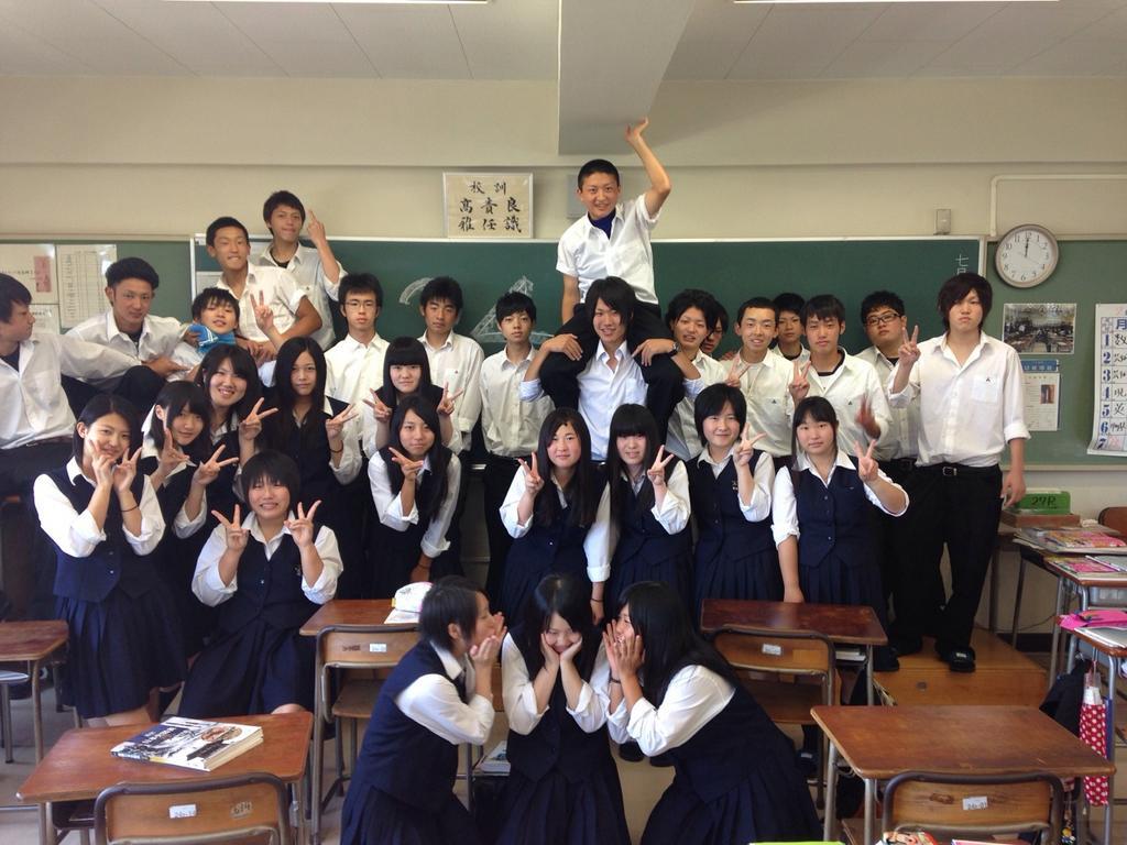 鈴木公貴 あだ名 ズキコ 24r 大集合 笑 このクラスキャラ濃い人多くて毎日楽しいわ これからもよろしく Http T Co em8nkand Twitter