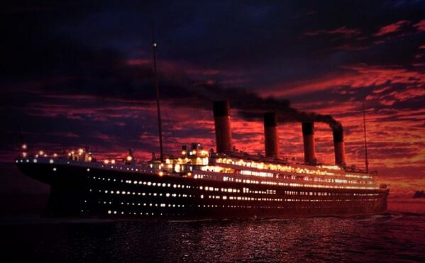 Madridesta8's tweet photo. - ريال مدريد كـ Titanic . . رصفت عليها النجوم ؛ وبُنيت بسواعد العظماء ؛ وواجهت التحديات ؛ لكن الفرق أنه [ لم يغرق ] ! http://t.co/jvbi3a60U1