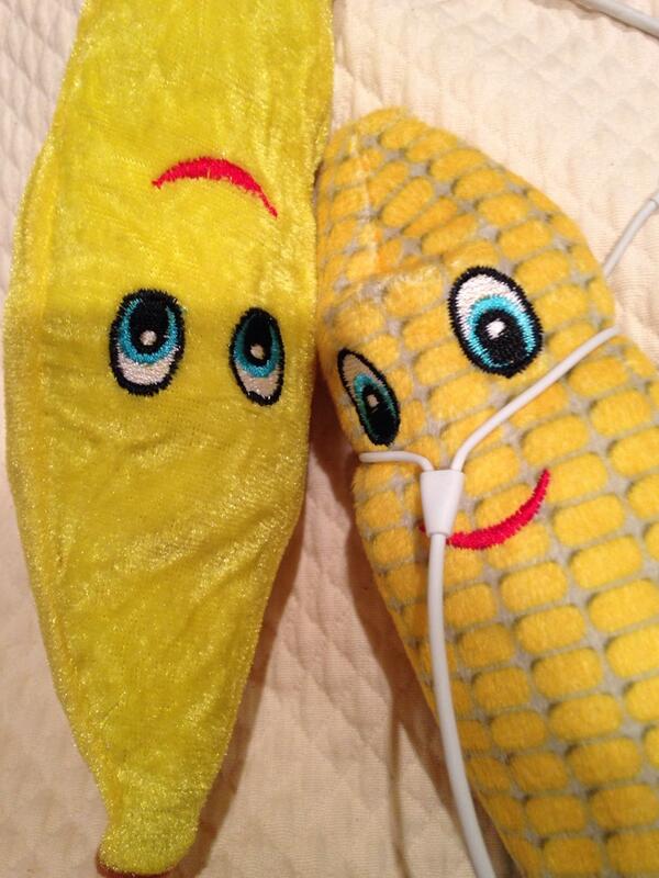 cisforcorn's tweet photo. The Fault In Our Food. #foodfriendsto3k http://t.co/KuYY9KTW1J