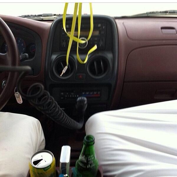 طالع مع درباويه 😂