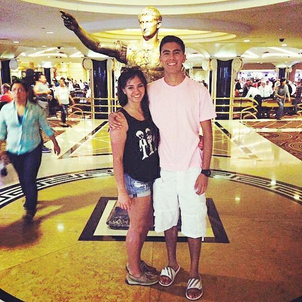 elBENJITO's tweet image. Sisters 20. Yet im still taller than her #ohword