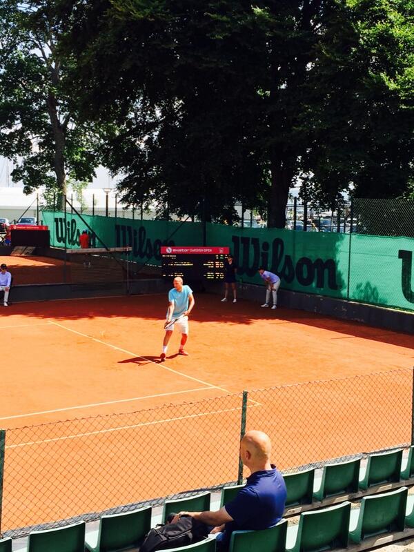 saspelin's tweet photo. Blomgren battling Olivo losing first set 7-5 2nd round qualies. #swedishopen http://t.co/xiUjA6MBZT