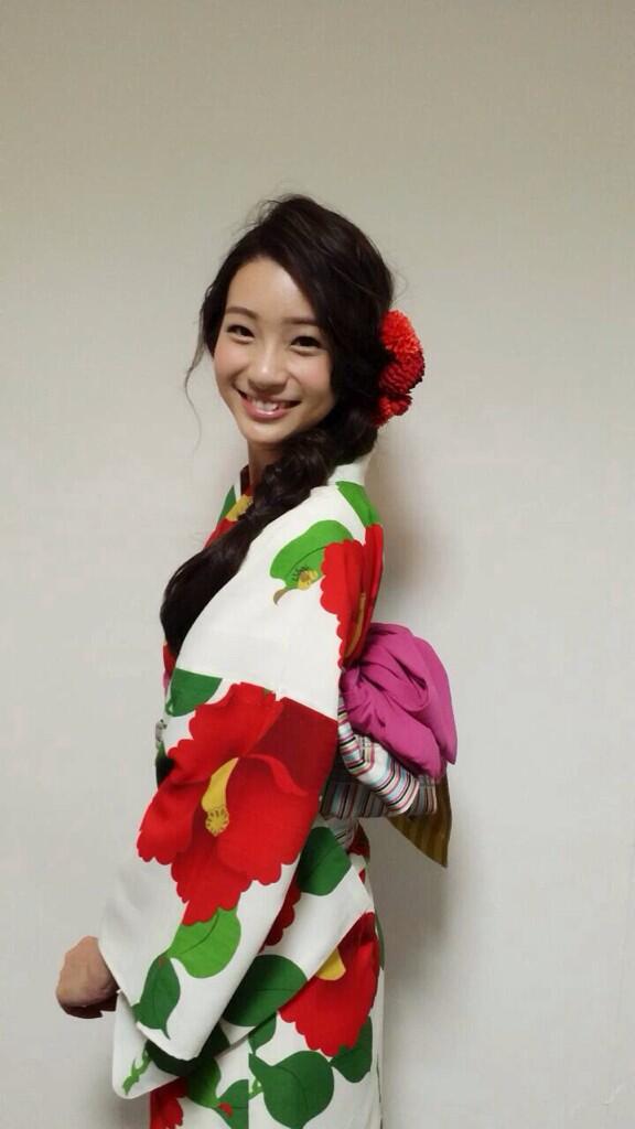 Twitter 上的 足立梨花 今日はポケモン映画の完成披露試写会 まゆゆさん しょこたんさんと 幸せ 公開を楽しみにっ Http T Co 65shxmlfqt Twitter