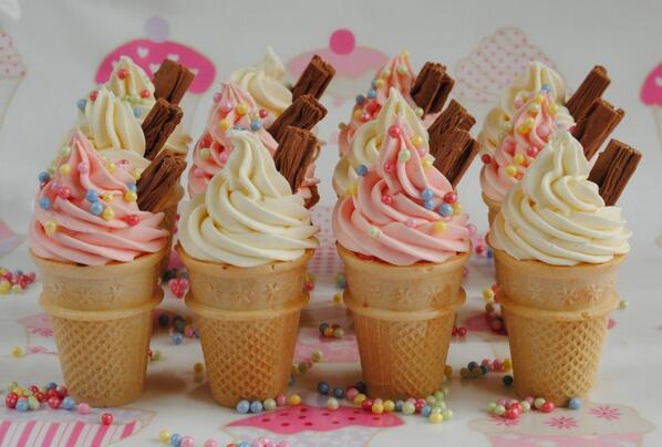 @/CrownEnt_RP @crownszy @crownfany @crownsuhyeon @crownkyg ini ice cream-nya. Selamat menikmati^^