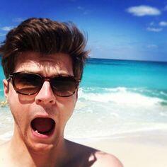 I don't remember the last time I saw a beach this blue!! Time to jump in I think