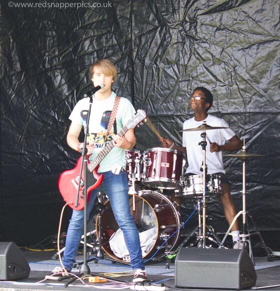redsnapper_pics's tweet photo. @std_day loved your set, keep it up, you were great!  #NewTalent #livemusic #rockedit http://t.co/PErfergKLm
