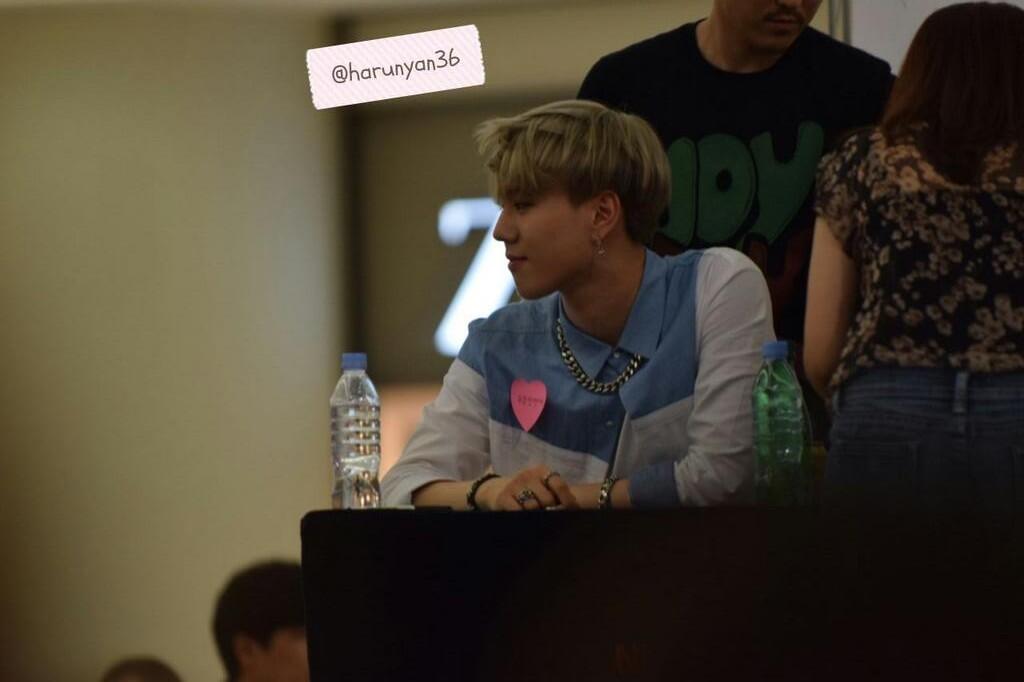 Br39c4sCAAIWL4E.jpg:large