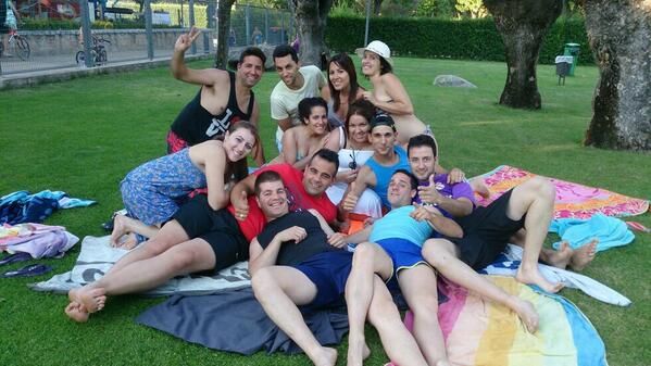 Día de ayer en el Escorial!
Cumple de <a href="/ismaflor46/">ismael iñigo costoso</a> con <a href="/Ely_2646/">Elisabeth Gil</a> @SoniaCulla <a href="/christianfdez87/">Christian Fernández</a> <a href="/RoberRosado/">roberto rosado reyes</a> y CIA 🎂🏊⛺️