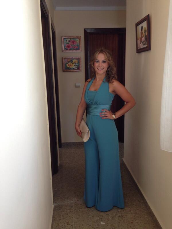 ClavedeSooL's tweet photo. Estrenando mi mono de la @gioconda_novias 😊😊 http://t.co/VLmPWReouK