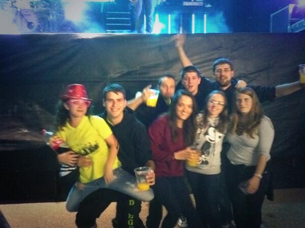 NuriiMP's tweet photo. Son lo mejor y los quiero. http://t.co/aRqUeCcj2m