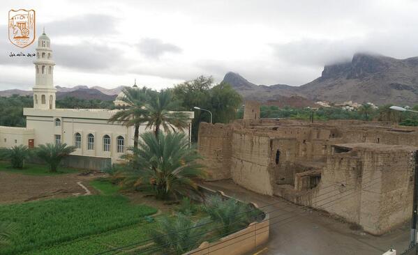 thatkhailT's tweet photo. منظر من #بلادي #ذات_خيل بـ #سلطنة_عمان  

#غرد_بصورة http://t.co/ZgTjwwUq6o
