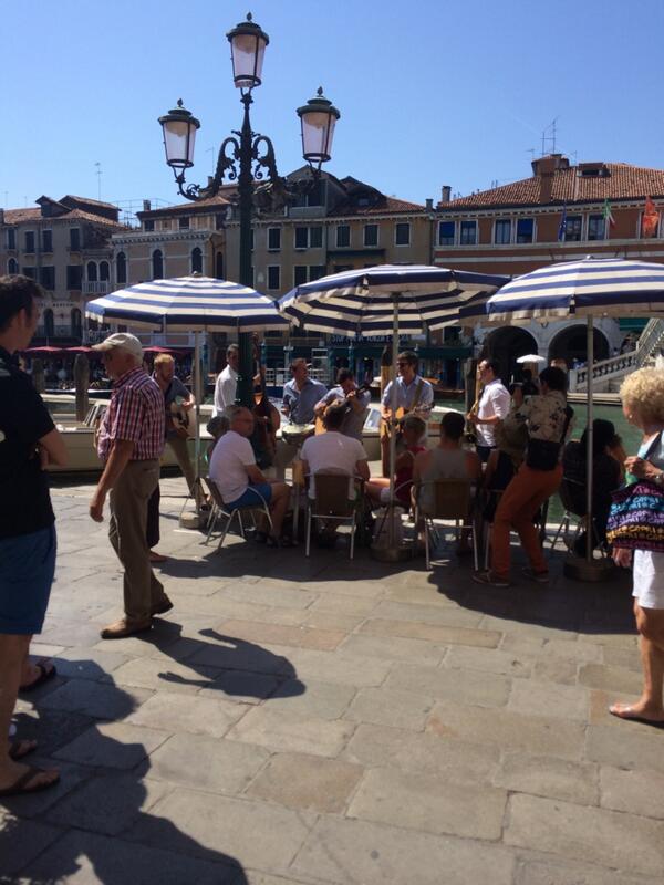 brez25's tweet photo. Amazing performance from @EssentialsTweet at the Rialto bridge in Venice http://t.co/zJSrZCxzf0