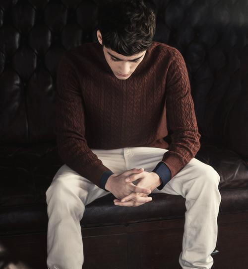 1DMakemysmile_'s tweet photo. "@Andalucia1D: #1DPicsZayn http://t.co/VfjLOwKNEJ"