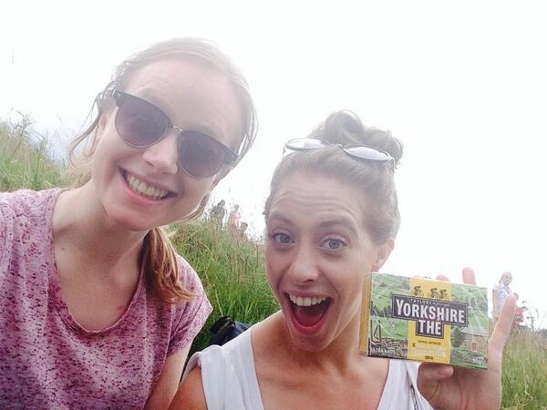 ACase90's tweet photo. @YorkshireTea #teaonletour fancehhhh a brew? http://t.co/fZbmWqBtEP