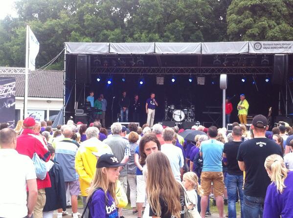 EdgarBlokker's tweet image. Bijna €36.000 opgehaald in #oosterhout voor #KWF met #samenloop100. Trots op mijn team voor hun bijdrage hierin.