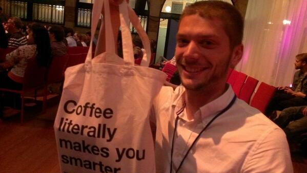 YournalismNL's tweet photo. Yes!!!! We hebben @swAmsterdam gewonnen in de categorie 'most #social and #sustainable #startup'!!!! #swAMS http://t.co/miOEQa1Eyq