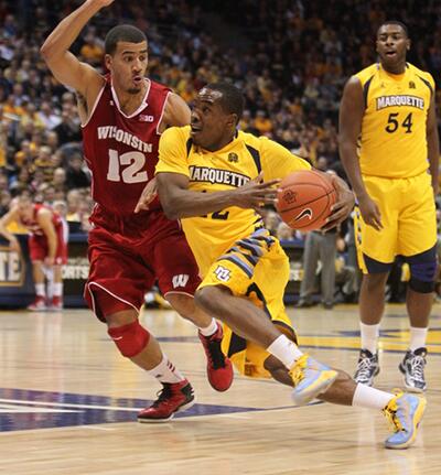 MarquetteMBB's tweet photo. #mubb hosts rival @BadgerMBB Dec. 6 to open 4-game homestand. http://t.co/FPVGEGBf91 http://t.co/zJqG25D1RL