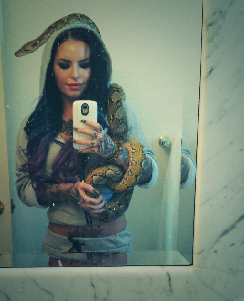Christy Mack on Twitter "http //t.co/2p05NZEIzS"