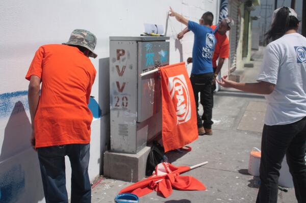 ajg_rene's tweet photo. Ellos son AJG! Cada granito de arena es un gran paso a la victoria!
@GarciaNL_AJ 
#PintemosAMéxico #YoAmoAJ http://t.co/WWgsR4e1to