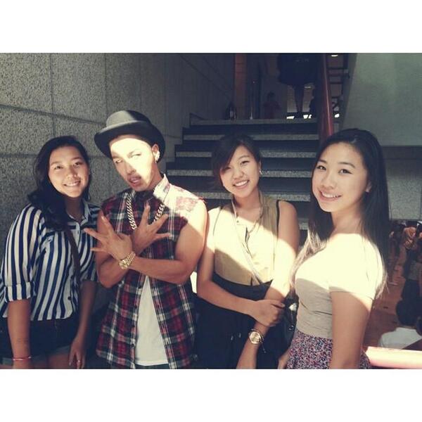 Embedded image permalink