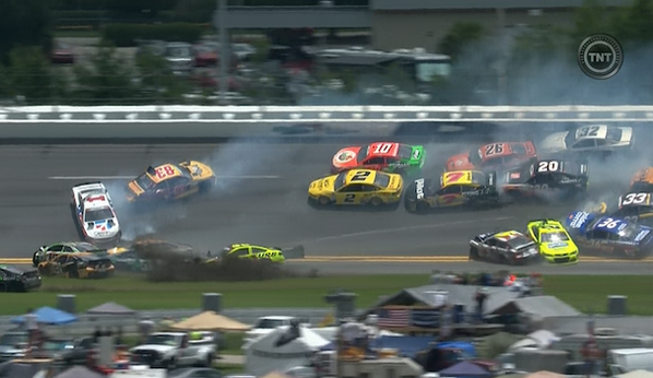 BR_NASCAR's tweet photo. A huge wreck at Daytona involving multiple cars! Follow along live: http://t.co/Uz5HgBFxXH http://t.co/w9yzJWqajN