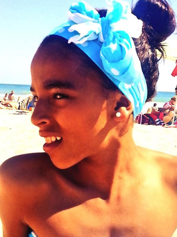 RemediosFuenvaz's tweet photo. Mi modelo bonita♥♥ http://t.co/QPWGuXM21l