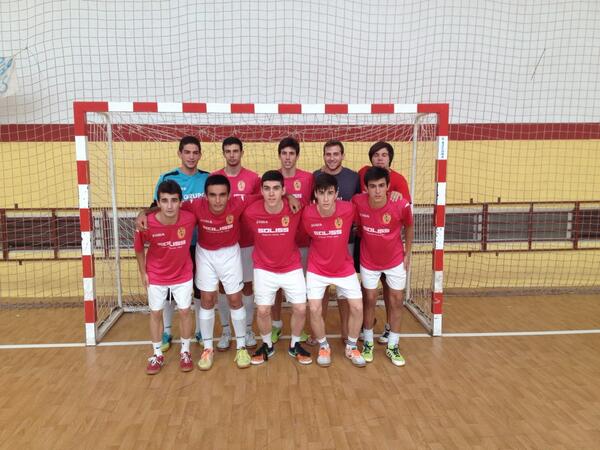 CD_LACELESTINA's tweet photo. Equipos en liza y se adelantan los de Pinto 1-0 (min4). #MFSElVaquerito http://t.co/tQ8DL6VVmX