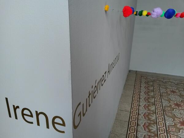 Comienza la intervención de Irene Gutiérrez Amezcua #Exposición #Propagaciones #ArteUrbano <a href="/A2Artlab/">A2 Artlab</a> <a href="/artificialradio/">Artificial Radio</a>