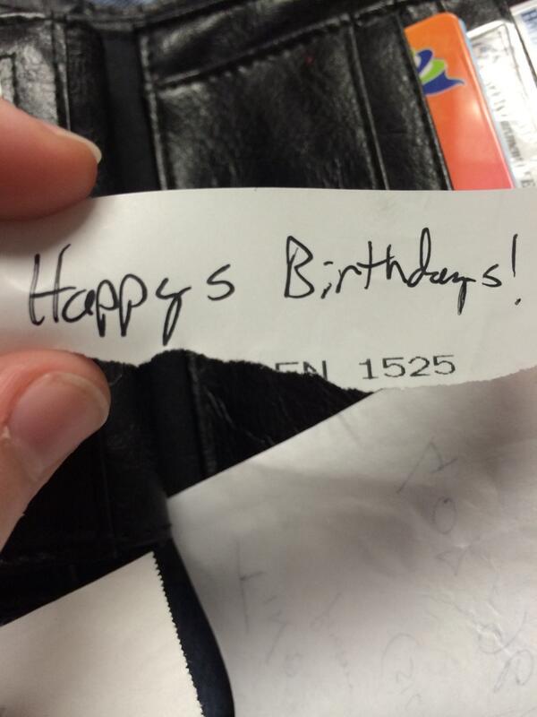 KaraaMarieeee's tweet image. I'll never forget that on my birthday we got our waiter to talk with S's and then wrote it on the check for me #yeses